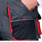 Winterarbeitshose SMOG auf Hosenträgern